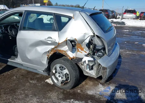 2010 Pontiac Vibe from USA, damaged, VIN 5Y2SL6E88AZ407532